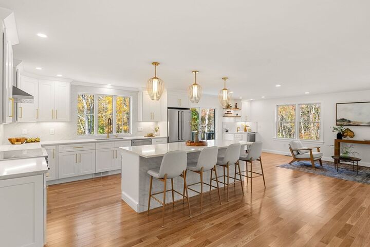Property Photo:  5 Lee Avenue  MA 01887 