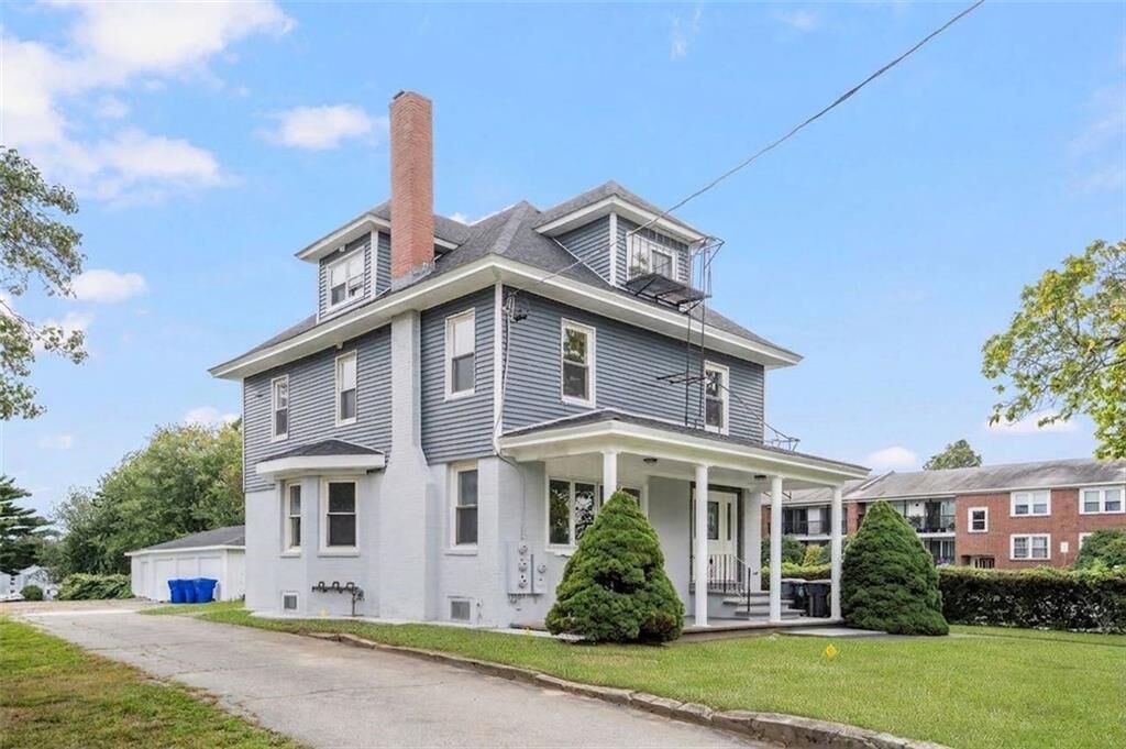 Property Photo: 3222 Pawtucket Avenue RI 02915