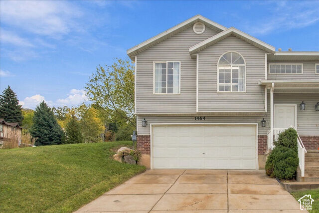 Property Photo:  1464 N Tartan Way E  UT 84041 