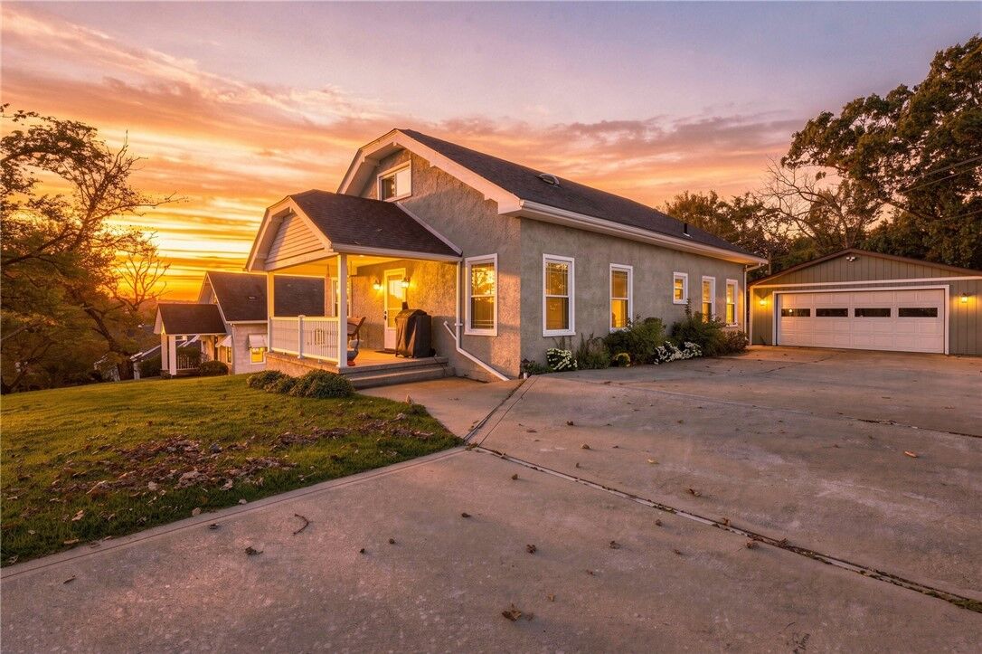 Property Photo:  505 5th St  PA 15054 