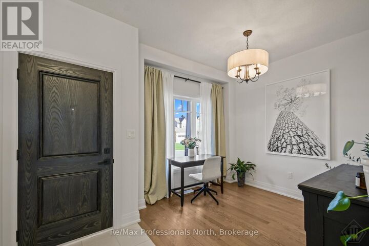 Property Photo:  35 Woodstream Drive  ON P1H 0B7 