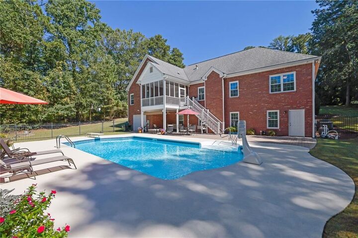 Property Photo: 62 Davis Mill Road S GA 30157