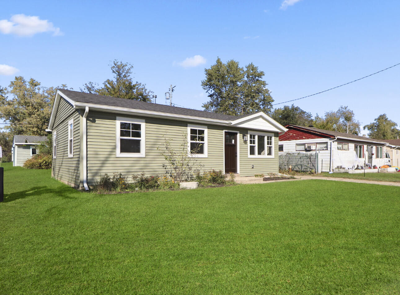 Property Photo:  4148 W 22nd Avenue  IN 46404 