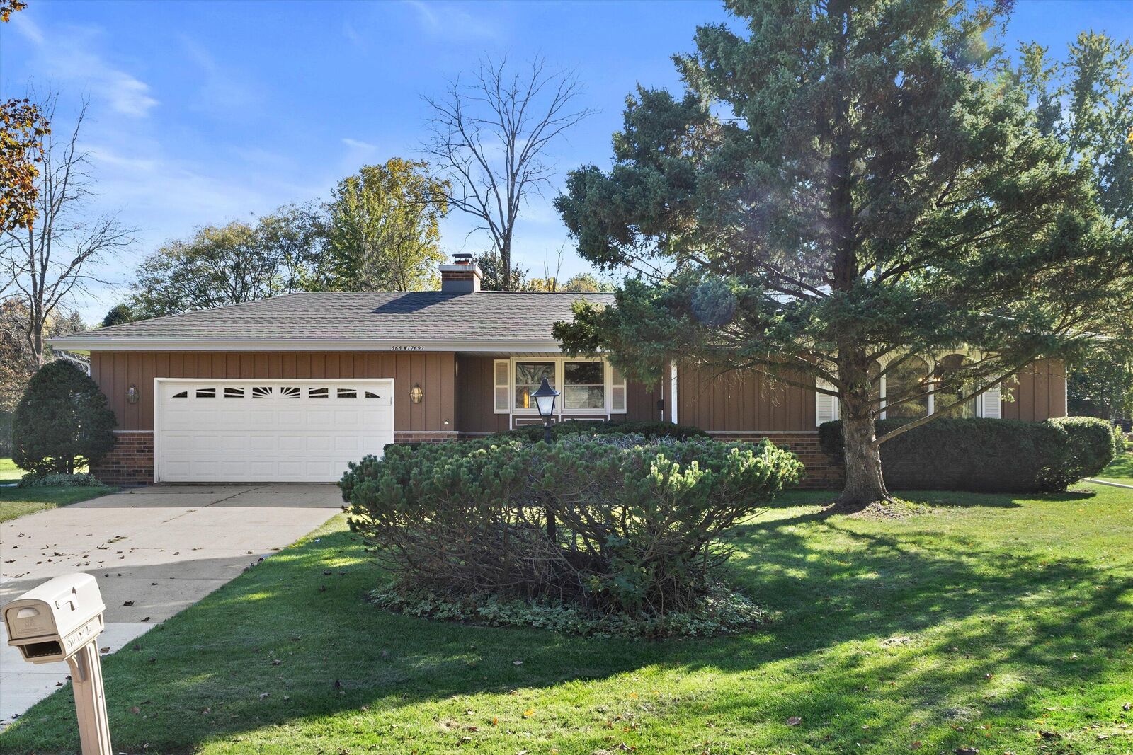 Property Photo:  S68w17693 Marybeck Ln  WI 53150 