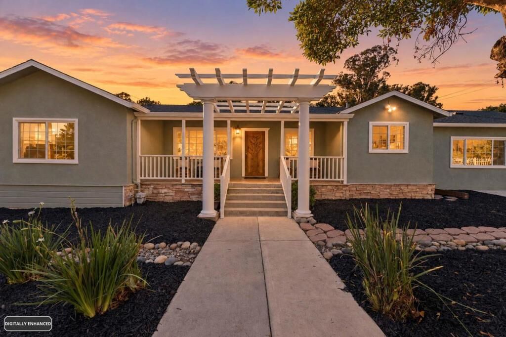 Property Photo:  1725 E 30th Avenue  CA 95062 