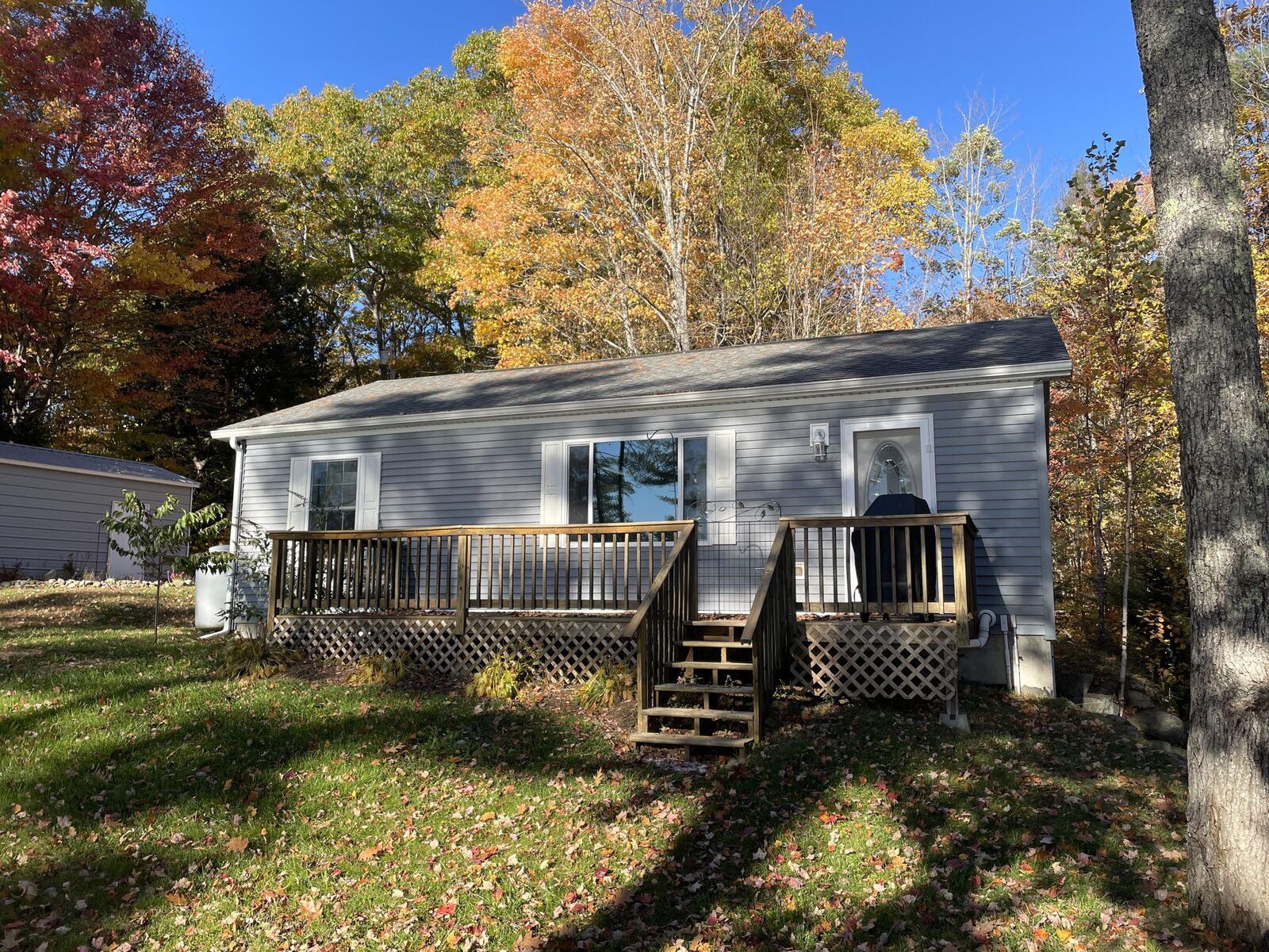 Property Photo:  16 Rolands Way  ME 04330 