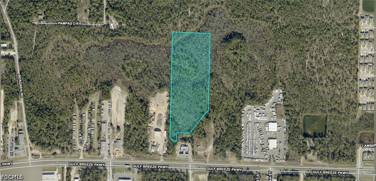 Property Photo:  21-2S-27-0000-00801-0000 Inaccessible Track  FL 32563 