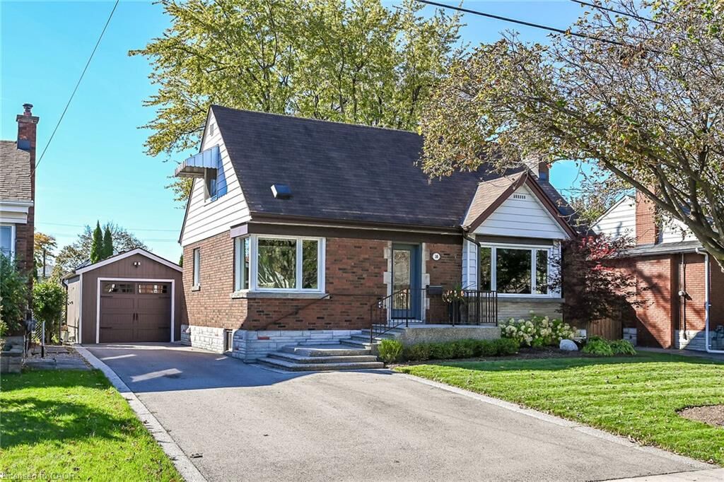 Property Photo:  10 Mulock Avenue  ON L8T 1H3 