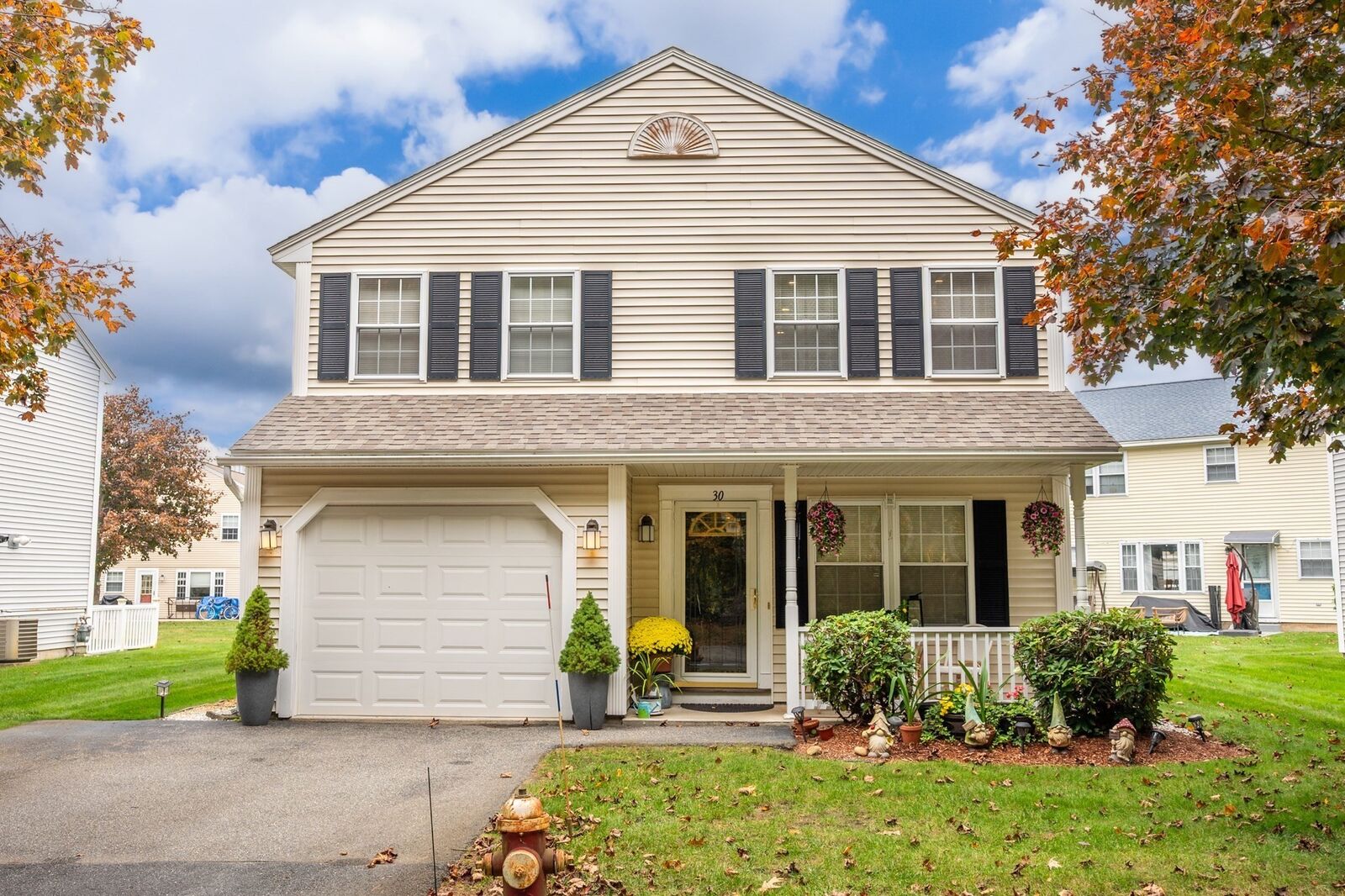 Property Photo:  30 Juniper Ln 30  MA 01876 