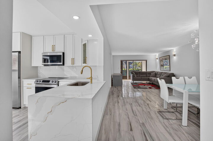 Property Photo:  15450 Pembridge Avenue 163  FL 33484 