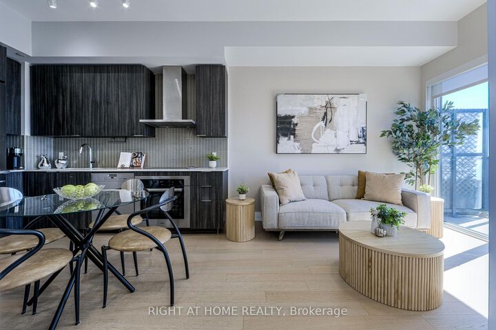 Property Photo:  30 Shore Breeze Drive 6108  ON M8V 0J1 