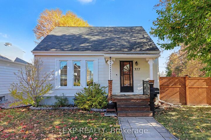 Property Photo:  377 Allen Boulevard  ON K1L 7B4 