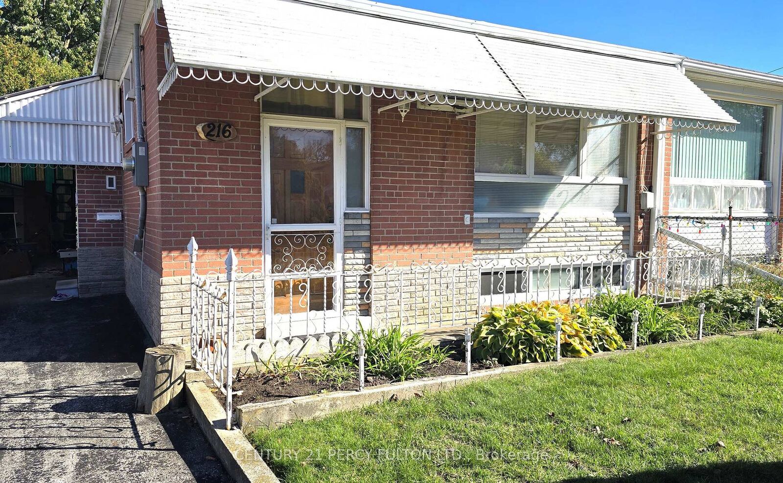 Property Photo:  216 Taylor Mills Drive N Bsmt  ON L4C 2T7 
