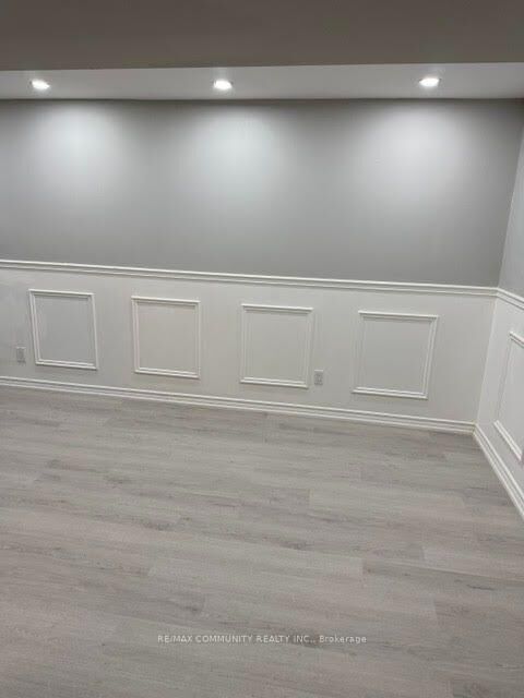 Property Photo:  327 Mantle Avenue Basement  ON L4A 0R9 