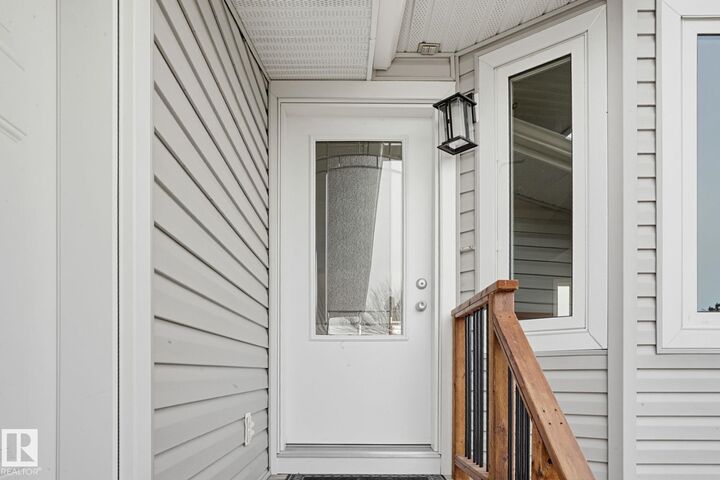 Property Photo: 160 West Liberty Crescent AB T0C 1Z0