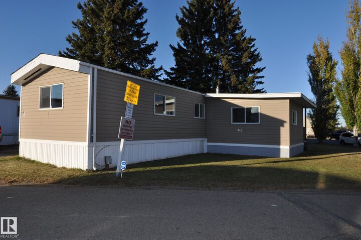 Property Photo:  10410 101 A Street  AB T8R 1B1 