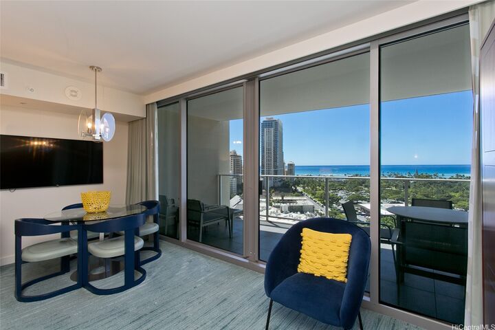 Property Photo:  383 Kalaimoku Street 1510  HI 96815 