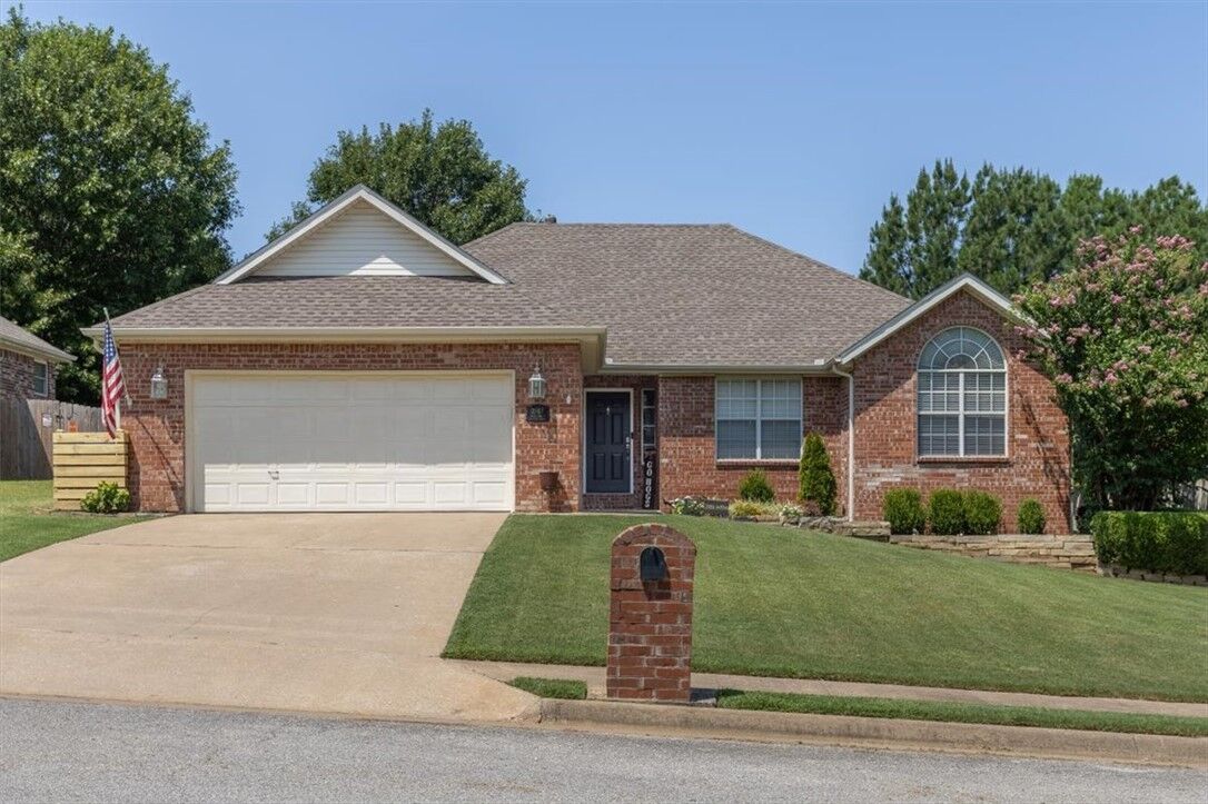Property Photo:  2507 Drexelwood Drive  AR 72762 