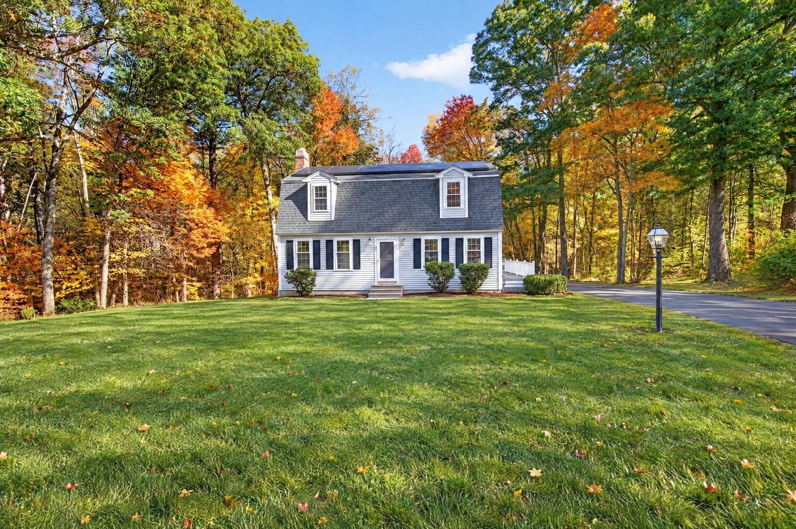 Property Photo:  3 Canter Rd  MA 01879 