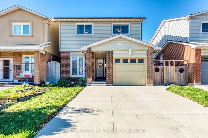 Property Photo:  69 Winterfold Drive  ON L6V 3S9 