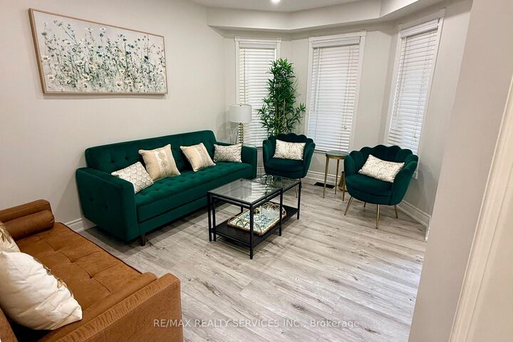 Property Photo:  86 Heartleaf Crescent  ON L7A 2B9 