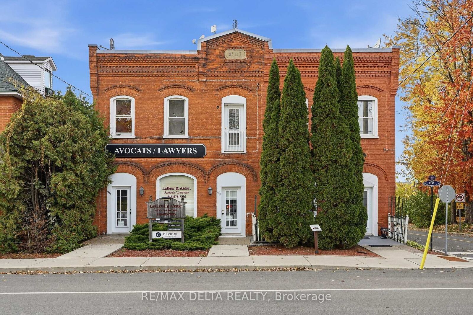 Property Photo: 1044-1046 King Street ON K0B 1K0
