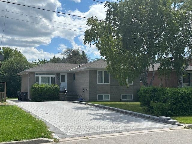Property Photo:  295 Pleasant Avenue Bsmt  ON M2R 2R2 