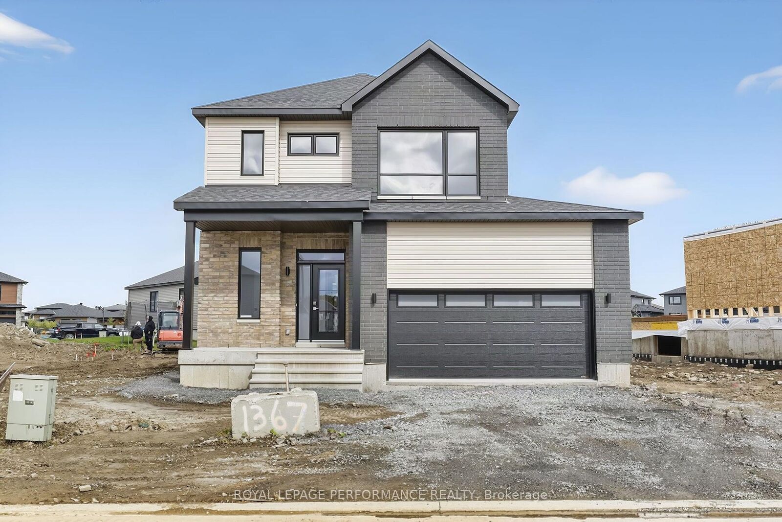 Property Photo:  1367 Diamond Street  ON K4K 0M6 