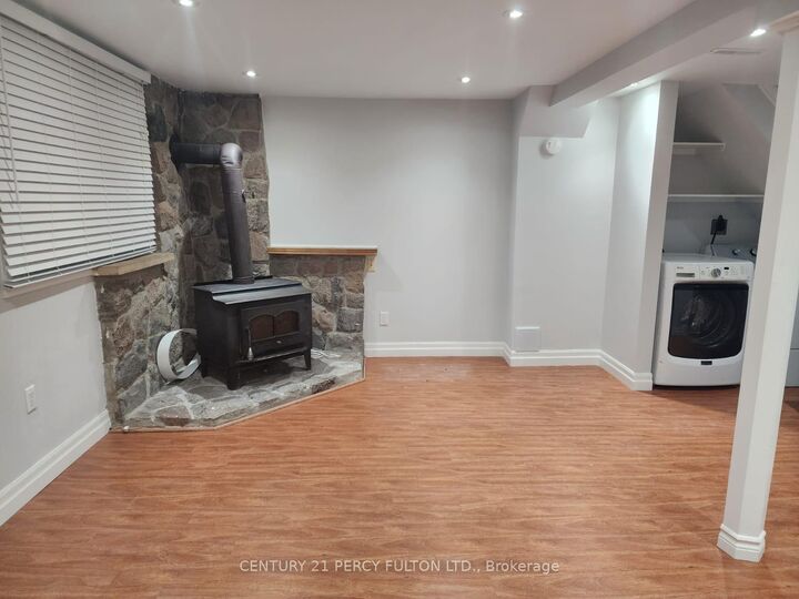 Property Photo:  38 Palmer Drive  ON L1S 5T9 