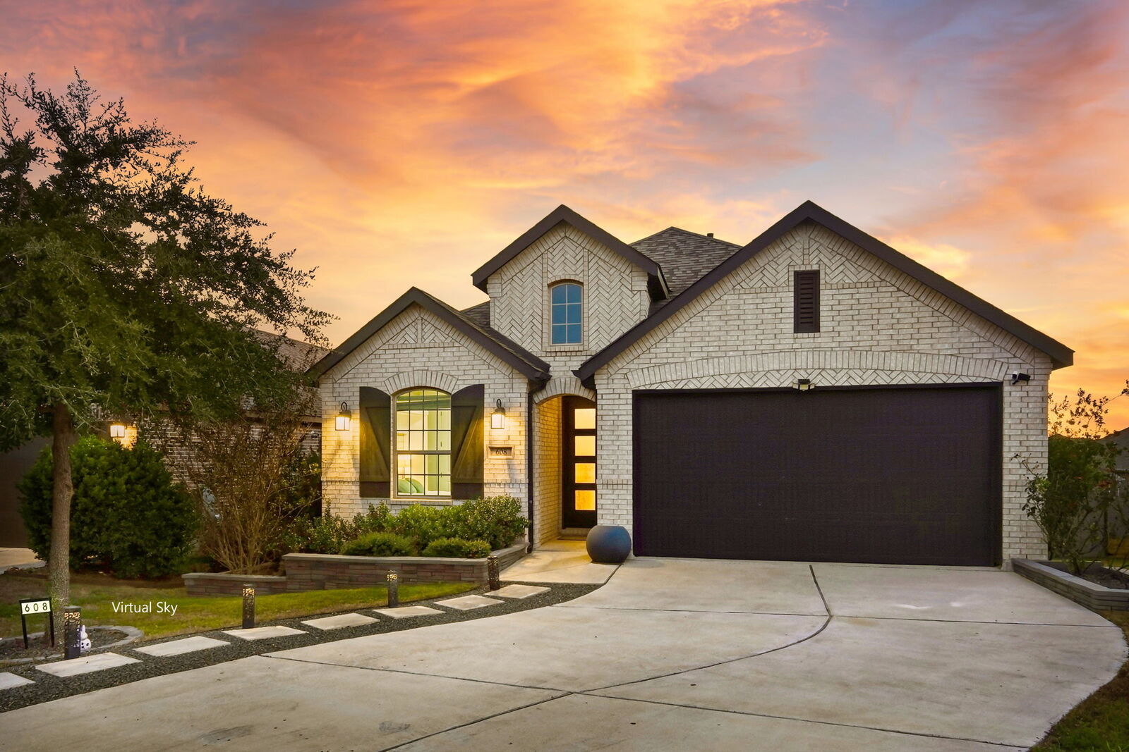 Property Photo:  608 Pecan Bottom Trail  TX 78628 