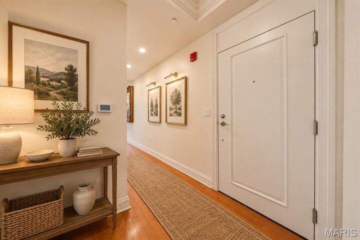 Property Photo:  232 N Kingshighway Boulevard 1407  MO 63108 