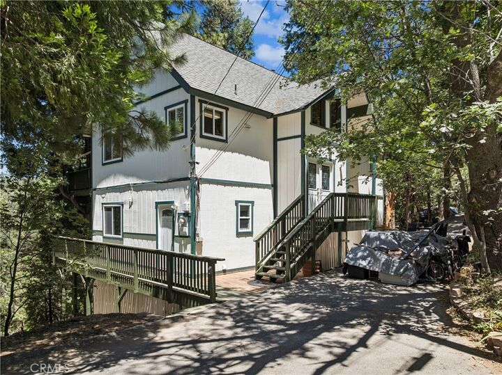 Property Photo:  582 Grass Valley Court  CA 92352 