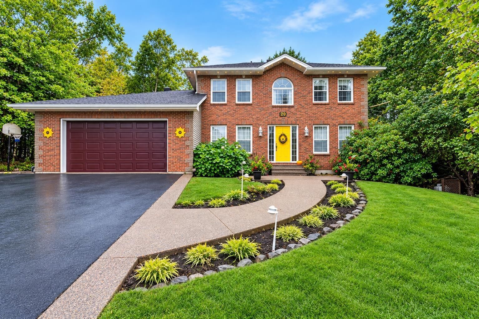 Property Photo:  20 Perry Court  NS B2T 1A4 