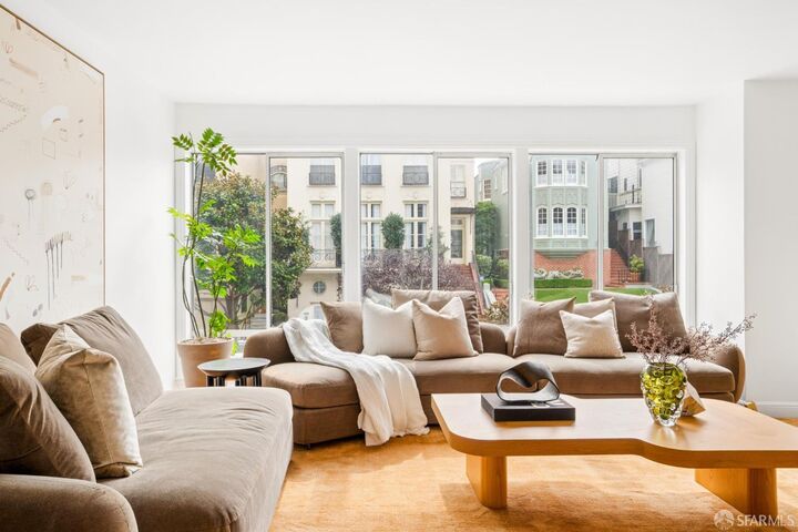 Property Photo:  2230 Pacific Avenue 101  CA 94115 