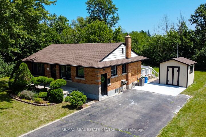 Property Photo:  220 Winona Road  ON L8E 5K4 