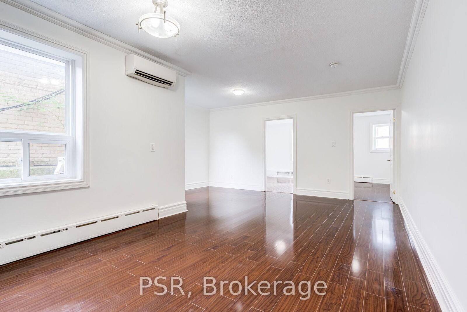 Property Photo:  2 Craighurst Avenue 2  ON M4R 1J8 