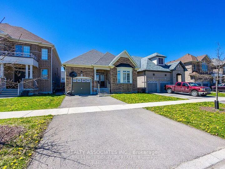 Property Photo: 64 Pedwell Street ON L1B 0E1