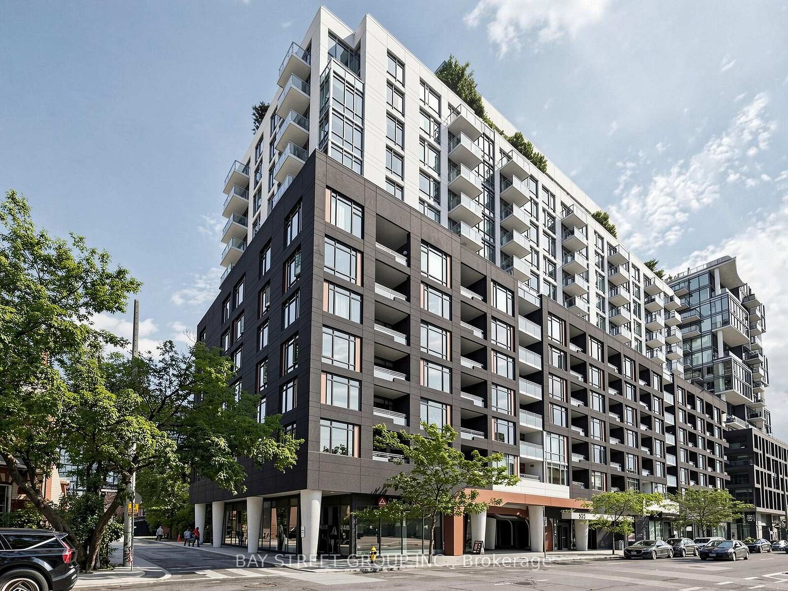 Property Photo: 525 Adelaide Street W 1118 ON M5V 1M7