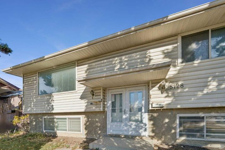 Property Photo:  5128 Rundlehorn Drive NE  AB T1Y 1C1 