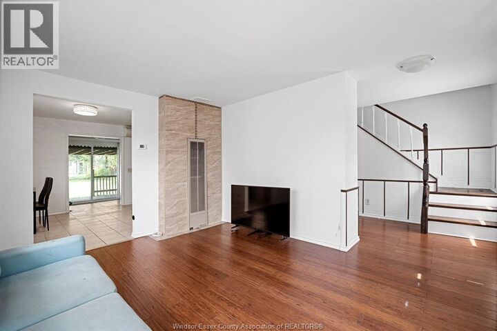 Property Photo:  550 Capitol  ON N8X 3E8 