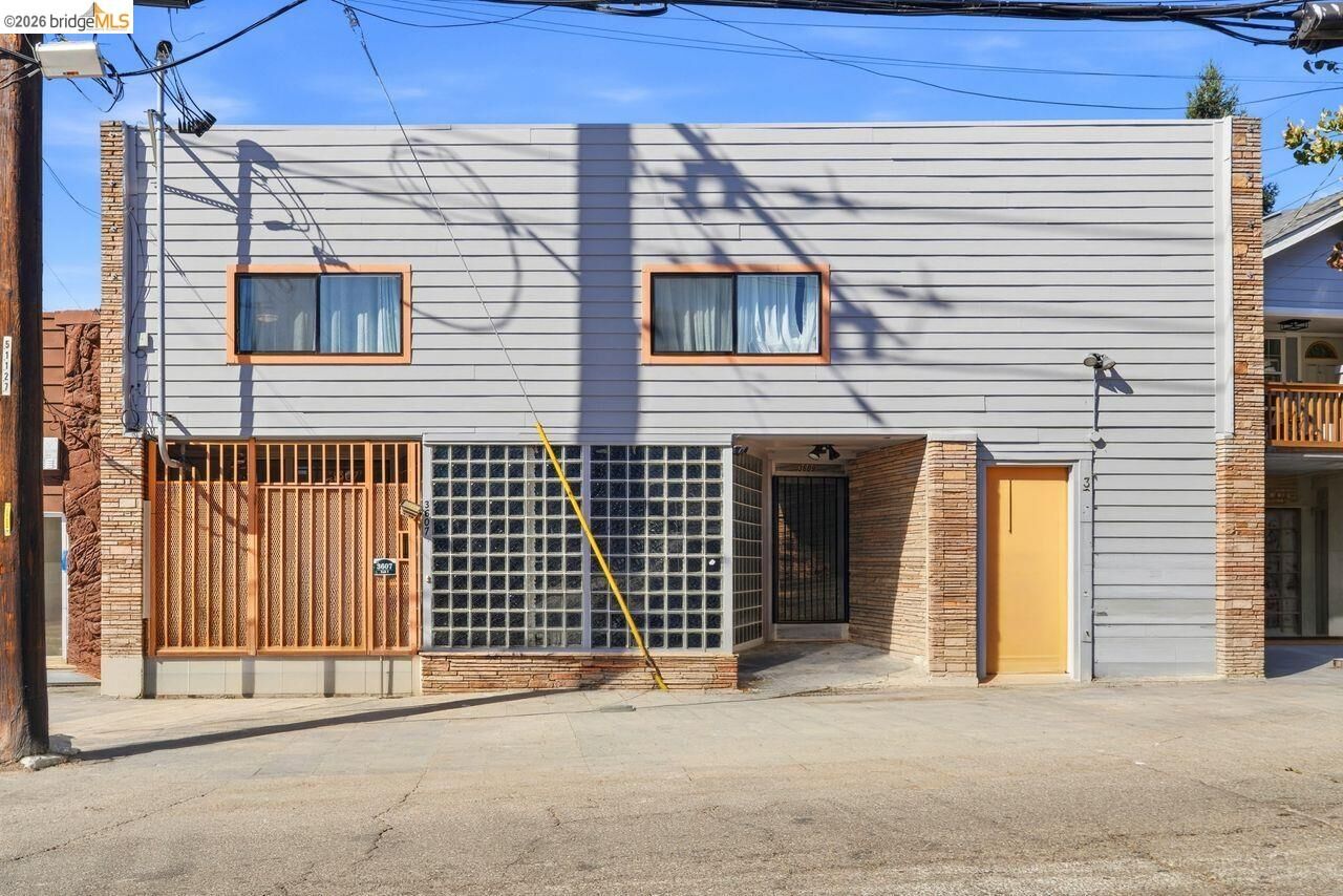 Property Photo:  3607 Maple Ave  CA 94602 