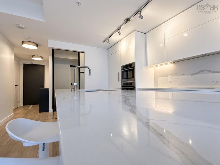 Property Photo: 1206 1650 Granville Street NS B3J 0E1
