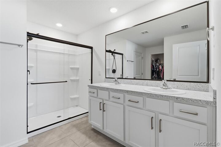 Property Photo:  315 W Fairways View Drive  FL 34465 