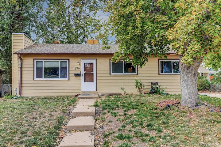 Property Photo:  1679 S Julian Way  CO 80219 