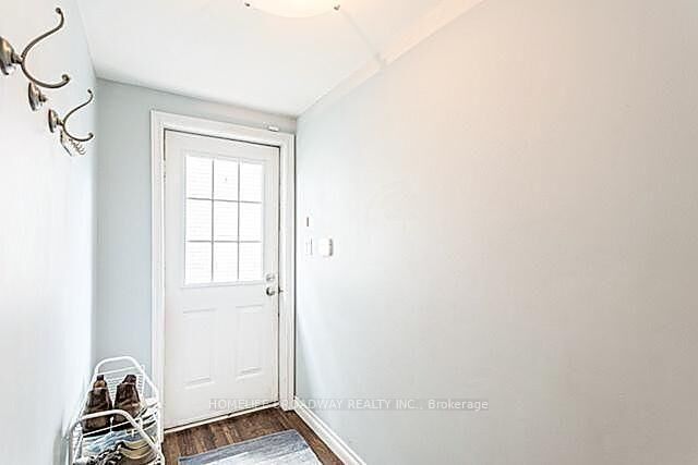 Property Photo: 39 Craigmont Drive Bsmt ON M2H 1C7