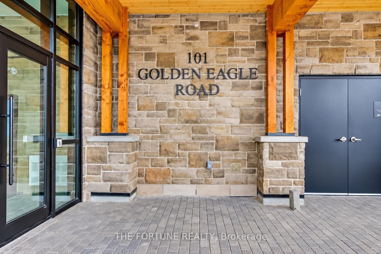 Property Photo:  101 Golden Eagle Road 502  ON N2V 1C3 