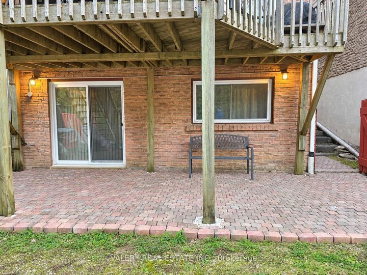 Property Photo:  120 Royal Palm Drive  ON L6Z 1P7 