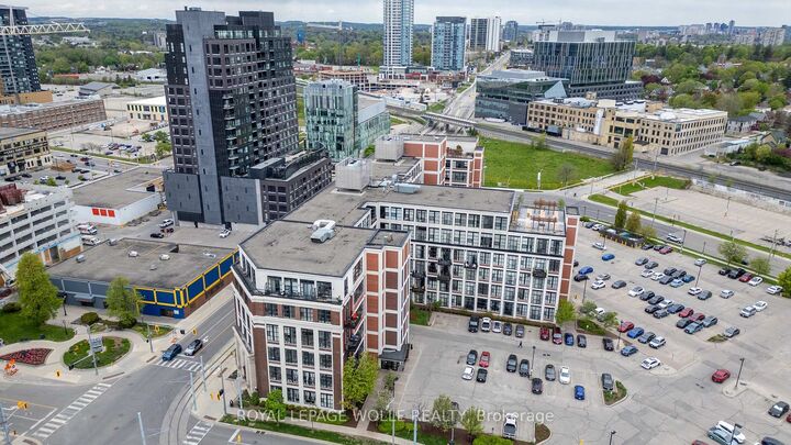 Property Photo:  404 King Street W 620  ON N2G 2L5 