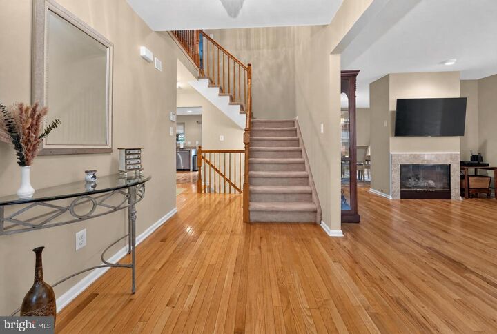 Property Photo:  2 Shackamaxon Terrace  NJ 08801 