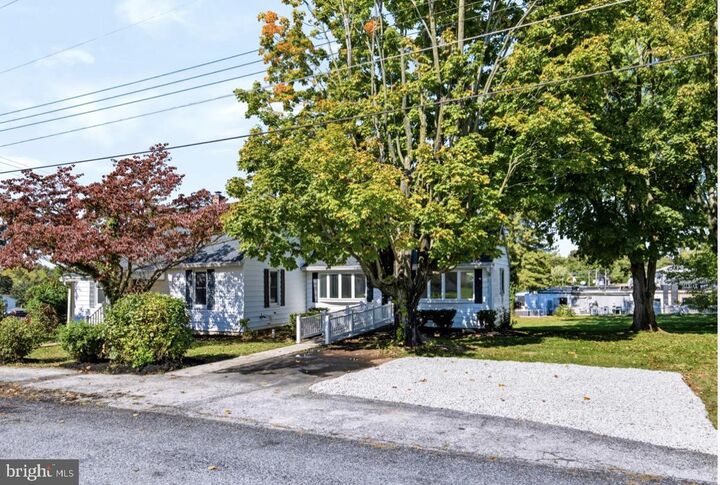 Property Photo:  7705 Altland Avenue  PA 17301 